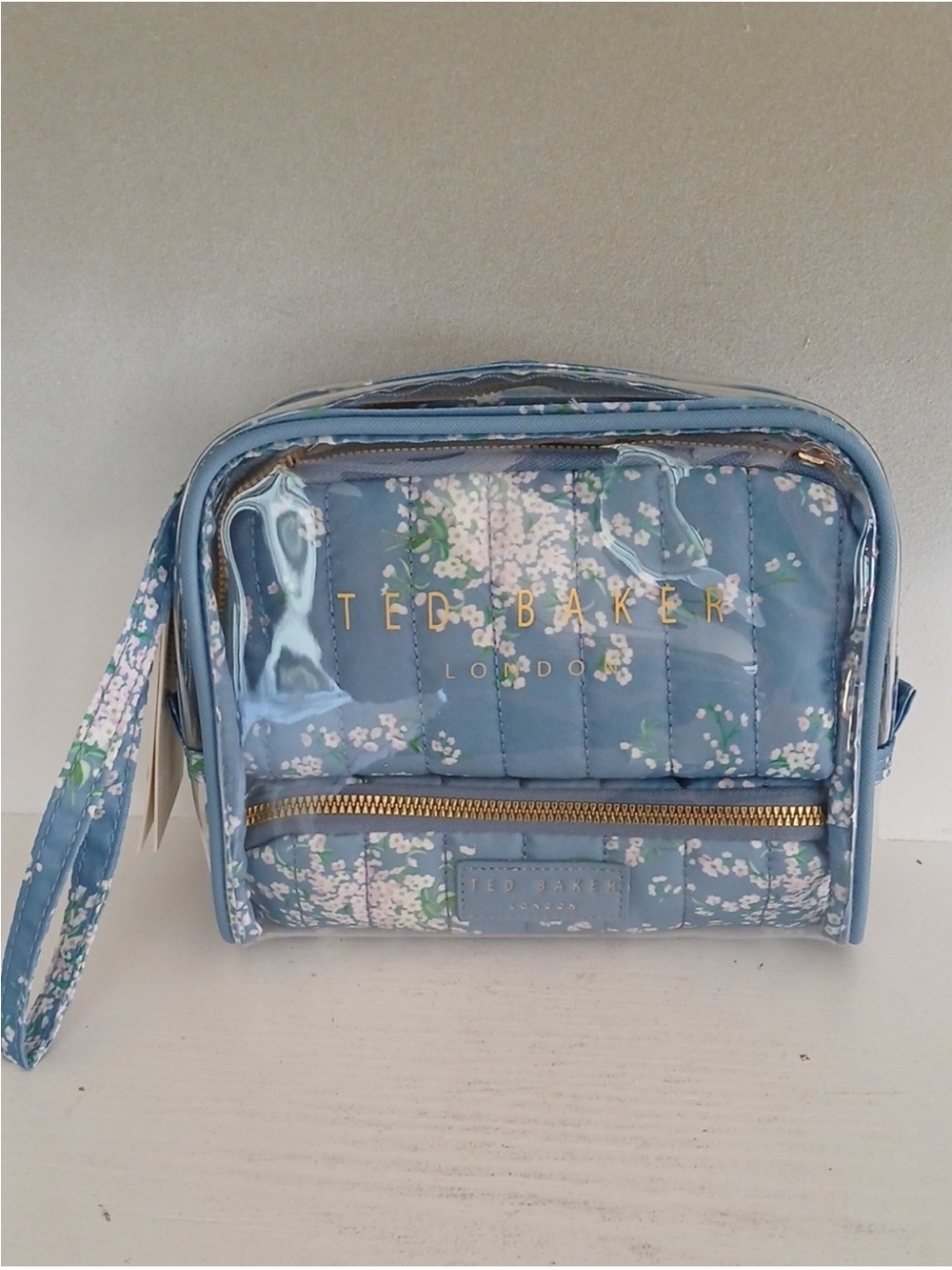 Ted Baker Light Blue Floral Quilted Cosmetic Pouch Set NWT